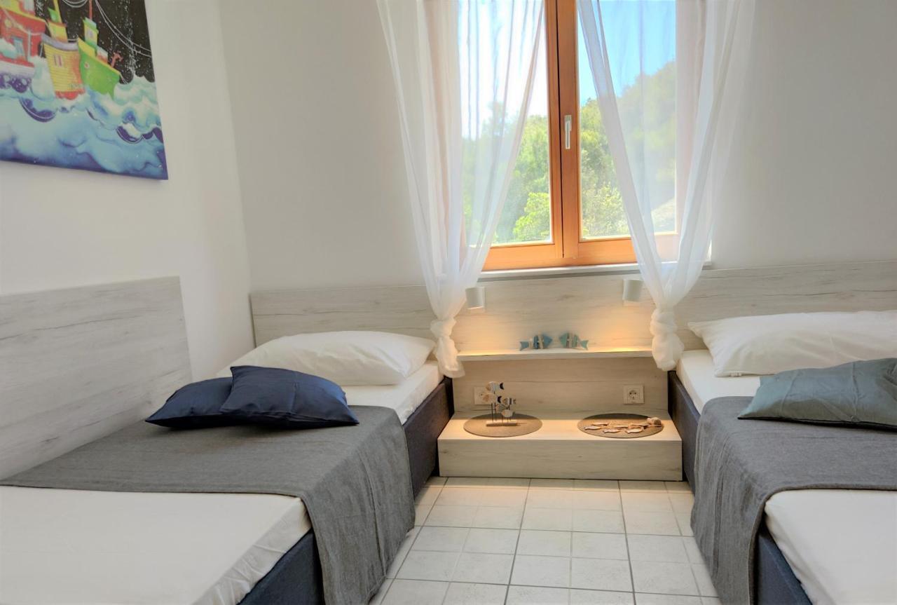 וויס Apartments Riba חדר תמונה