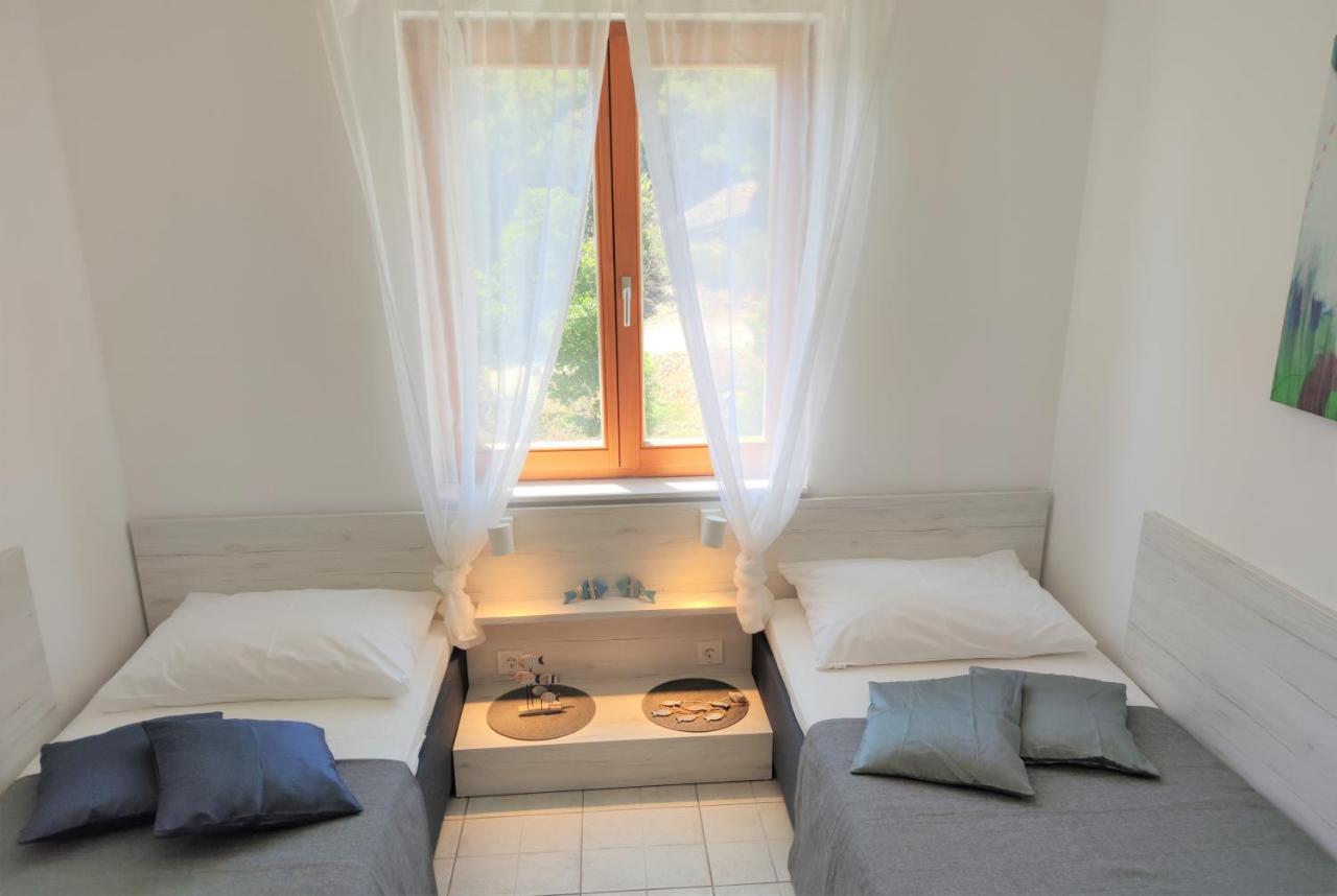 וויס Apartments Riba חדר תמונה